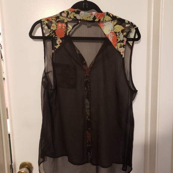 Flowy Tank Top - Picture 3 of 4